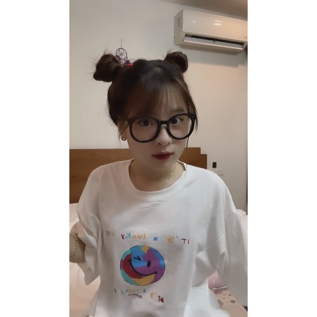 Áo phông nữ oversize form rộng họa tiết mặt cười luckyday chất liệu cotton Friday