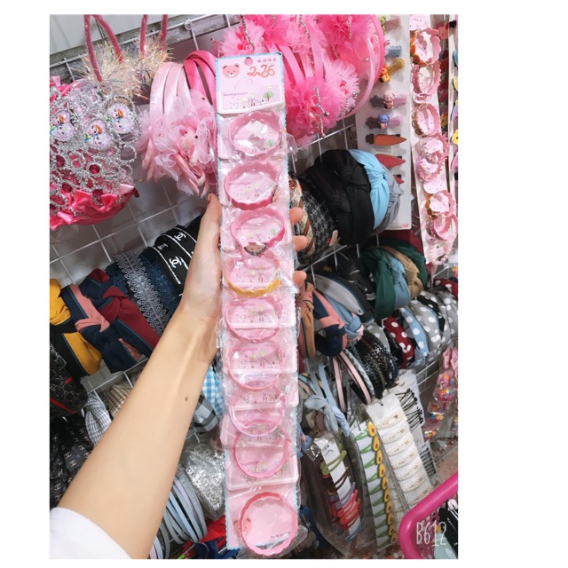 Vòng tay nhựa trẻ em 1 chiếc