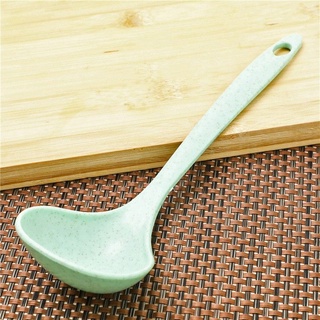 Muôi múc canh làm từ lúa mạch