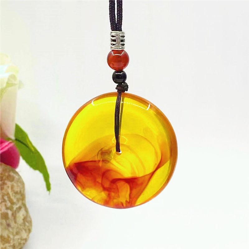 New golden blood silk natural resin safe buckle pendant for men and women traditional all-match pendant jewelry
