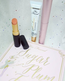 Set trang điểm Too Faced Sugar Plum Fun