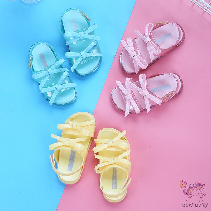 Giày Búp Bê Nhựa Mềm Chống Trượt Cho Bé