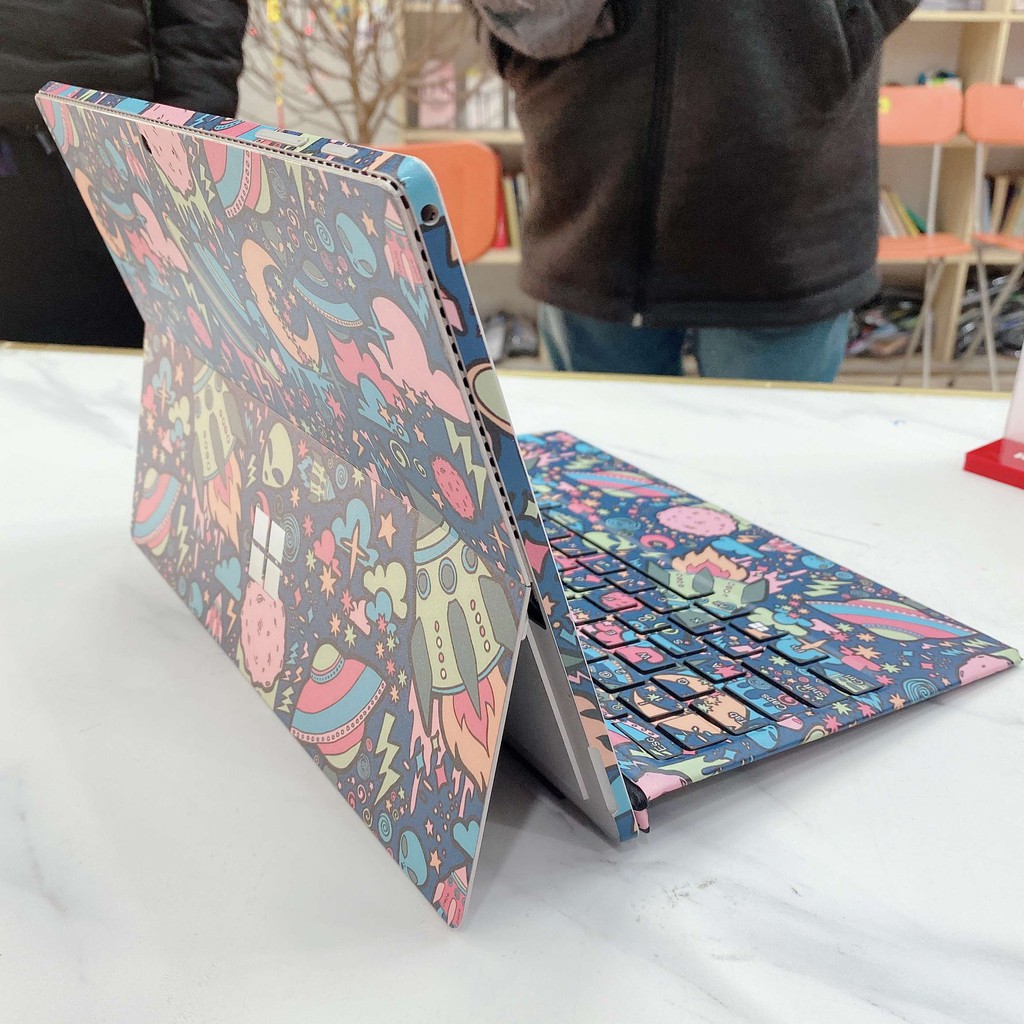 Decal Skin dán Laptop mẫu Vũ trụ