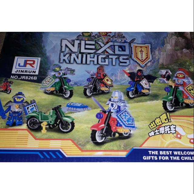 Lắp ráp 1 hộp Lego_Nexo Knihgts 826 Đội quân xe mô tô có nhiều chi tiết bằng nhựa ABS