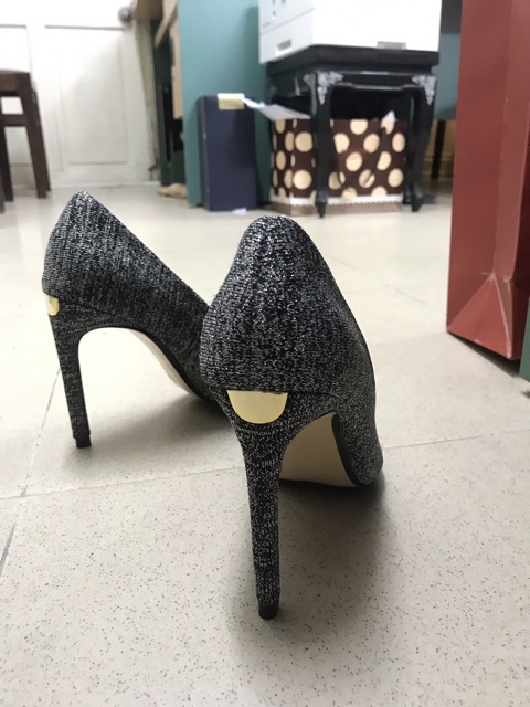 Giày cao gót Zara