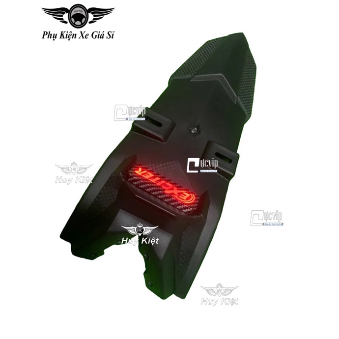 Dè Chắn Bùn Sau Có Đèn Gắn Xe Exciter 150 ( 2015-2020) Kiểu Dáng FZ U-MS6118