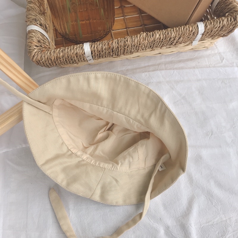 Sale dọn kho- Quần yếm cài đũng tiện lợi màu be cho bé