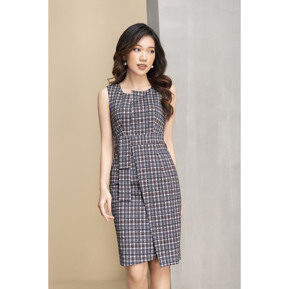 Váy Dạ Kẻ Hàn Cổ Tròn Cách Điệu Luperi LFV3250