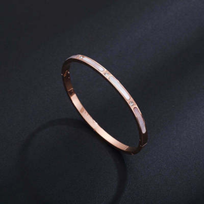 Vòng Tay Vỏ Sò Trắng Bằng Thép Titan Không Phai Màu Thời Trang Cho Nữ