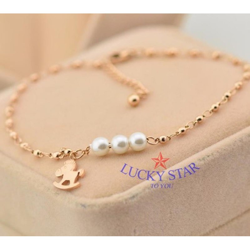 Lắc chân ngựa chuỗi dây bi titan không đen