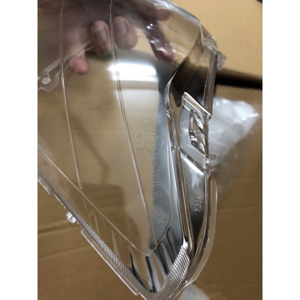 Kiếng pha đèn sh ý 2009-2011