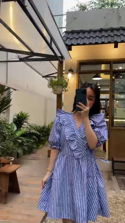 Đầm Váy babydoll nữ L66 thiết kế cổ bèo tiểu thư 2 màu xanh kẻ và trắng đi chơi biển du lịch V28 | BigBuy360 - bigbuy360.vn