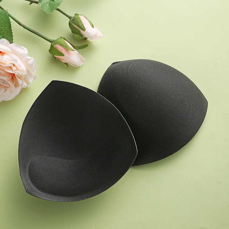 2 MIẾNG ĐỆM MÚT TAM GIÁC