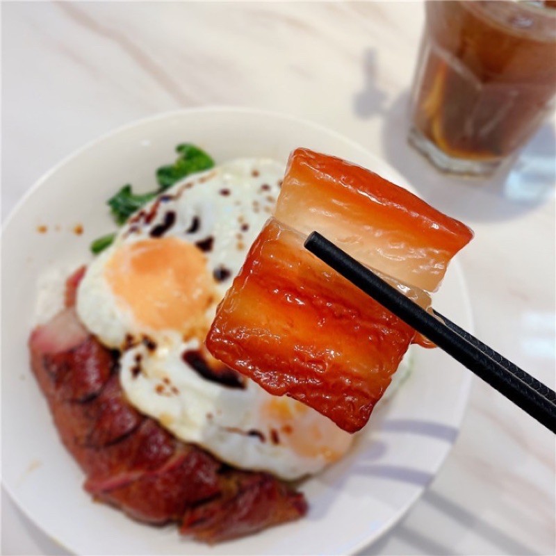 Case Airpod 1/2/pro Hình Miếng Thịt Kho Tàu