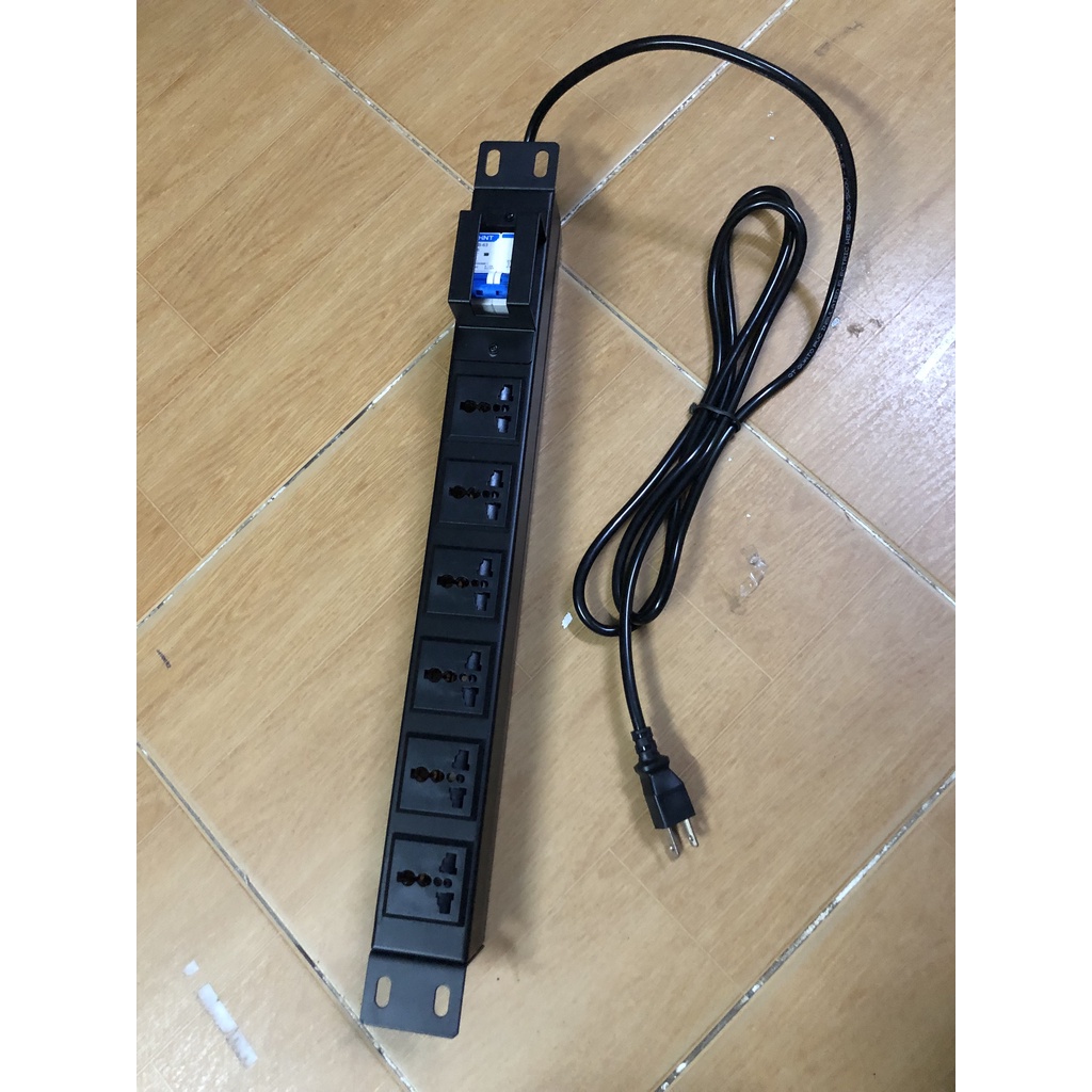 Thanh Nguồn PDU 6 cổng đa năng 1U