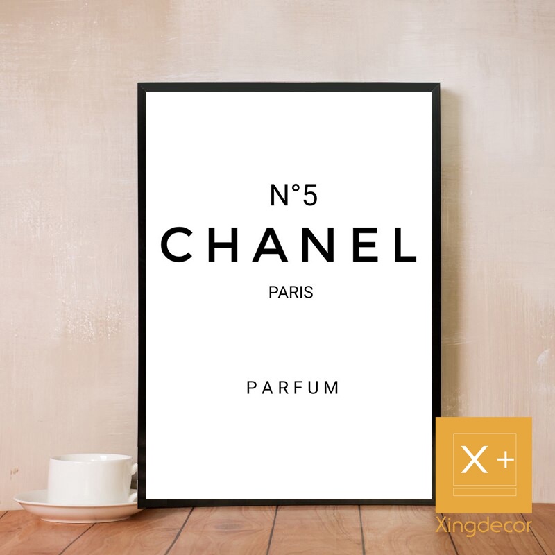 Tranh Logo các hãng thời trang, decor shop thời trang, tranh Xinhdecor có móc treo tặng kèm.