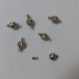 Chốt inox dạng vặn hình tròn