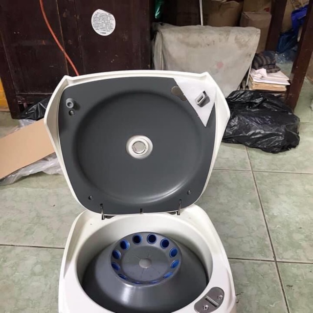 Máy litam điện tử