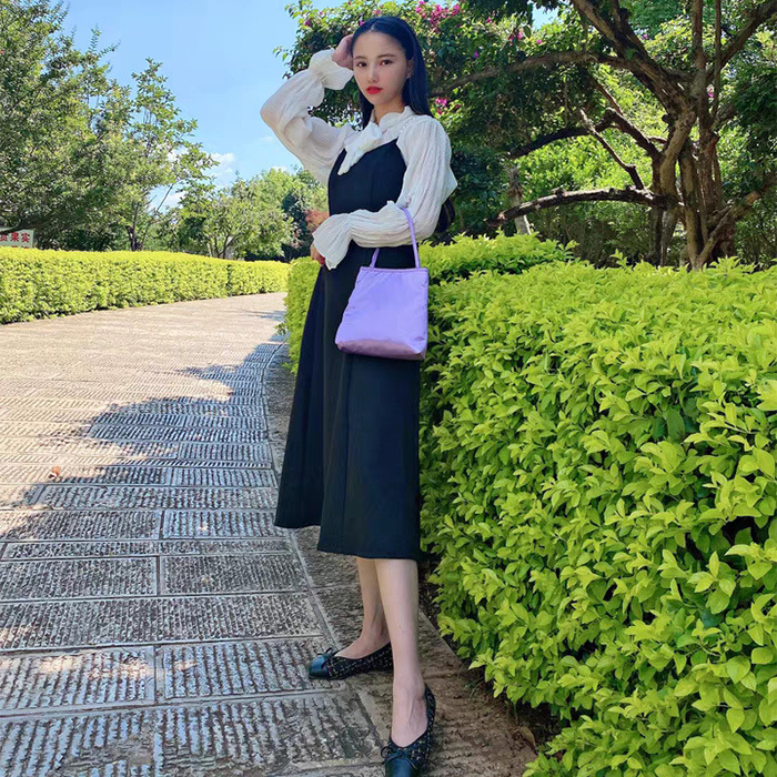 Túi đeo dưới cánh tay phong cách retro dễ phối đồ