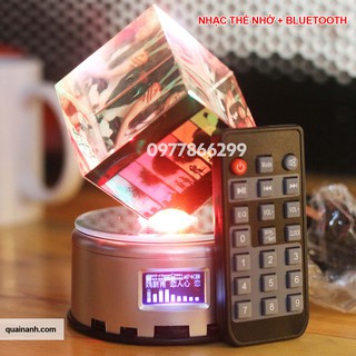 Pha lê lập phương nhạc bluetooth, thẻ nhớ, đèn xoay tự động, in ảnh lên pha lê