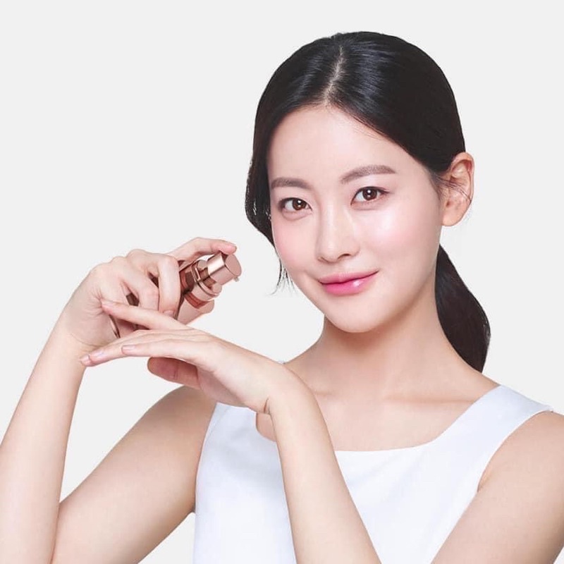 Kem dưỡng AHC Aura Secret tone up cream