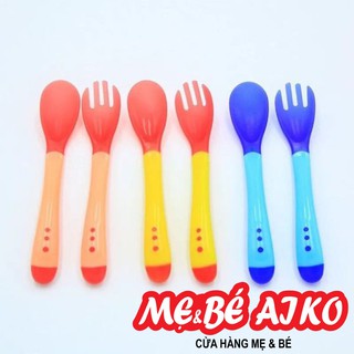 Set Thìa ăn dặm báo nóng cảm ứng nhiệt Aiko