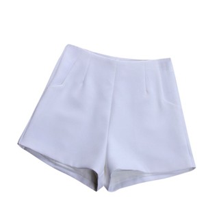 Quần đùi nữ thời trang cá tính