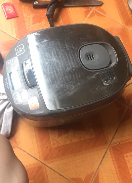 Nồi cơm điện của Nhật Sharp KS-Z101 (1L -đời 2012) | BigBuy360 - bigbuy360.vn