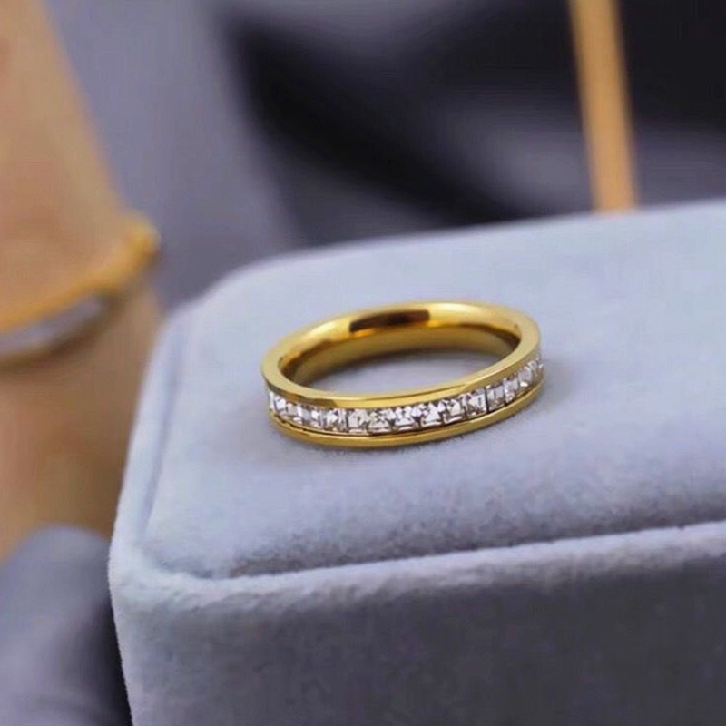 Nhẫn Titan - KHÔNG GỈ - KHÔNG PHAI MÀU Khảm Kim Cương Giả Thanh Lịch Thời Trang Cho Nữ