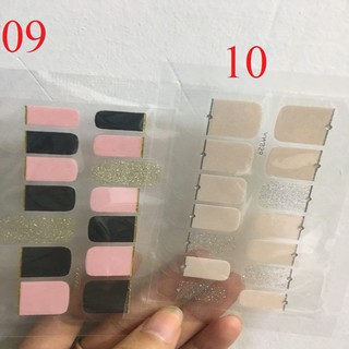 Móng giả dán móng tay.Có keo sẵn