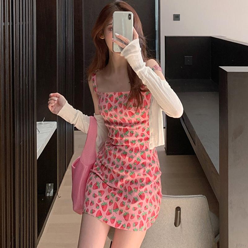 Đầm hai dây in hình dâu tây xinh xắn dễ thương dành cho nữ | BigBuy360 - bigbuy360.vn