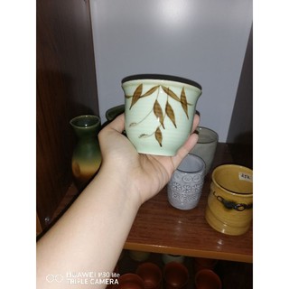 Gốm Nhật Bản  :  Cốc men ngọc trúc