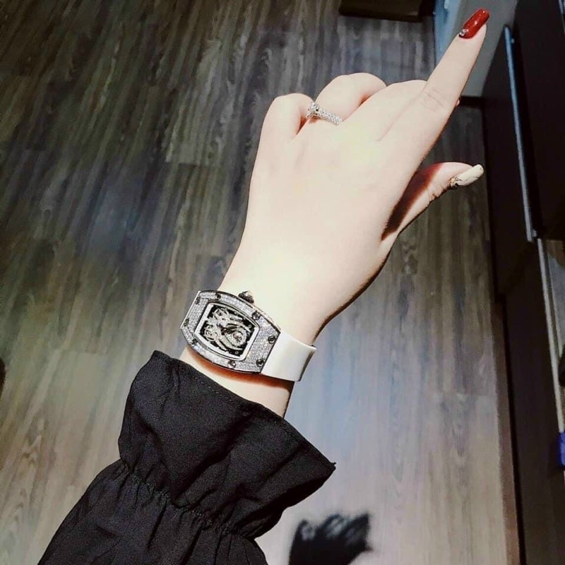 Đồng Hồ HUBOLER By Hanboro Phiên Bản Mặt Nhện Cực Đẹp - Case 36 Dành cho nữ và nam tay nhỏ - BH24 Tháng