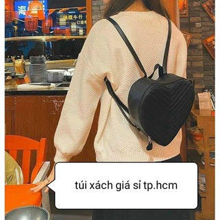 Ba lô dáng trái tim phom dáng đẹp
