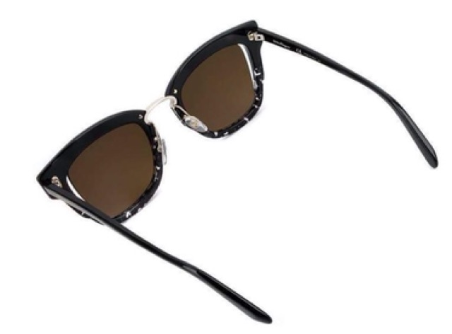 Kính Salvatore | BigBuy360 - bigbuy360.vn