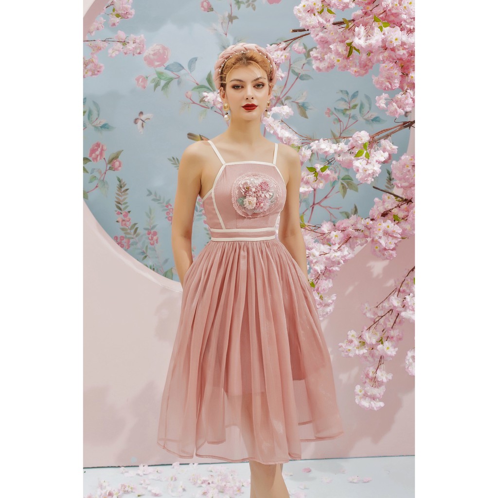 [Mã SKAMSALEP6 giảm 10% tối đa 100K đơn 150K] SÒ VINTAGE - MOLIS Đầm voan tơ hai dây đính hoa nổi | BigBuy360 - bigbuy360.vn