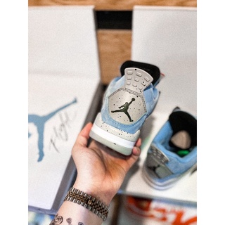 Giày thể thao- Jordan4 university blue