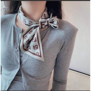 khăn lụa nhỏ thắt nơ