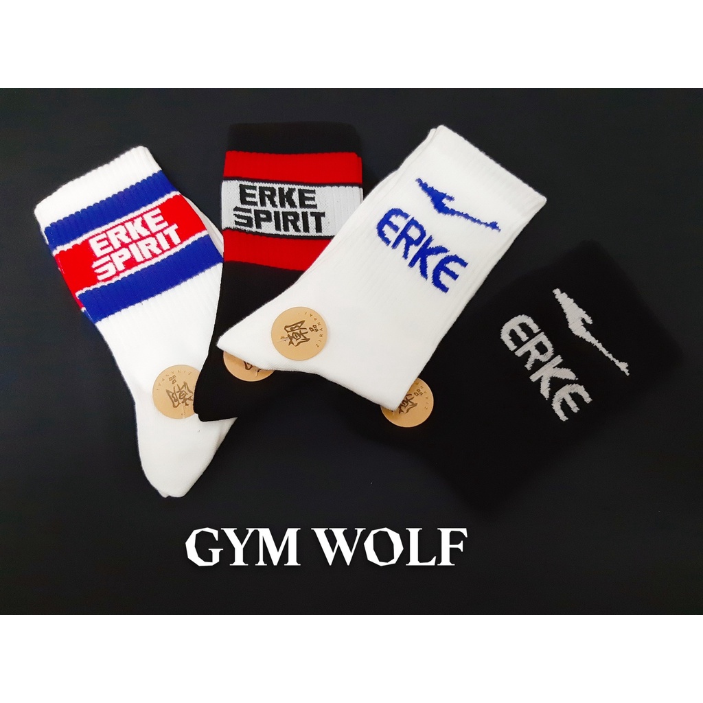 Vớ dệt kim ERKE cao cổ Nam Nữ phong cách thể thao, trẻ trung và năng động.