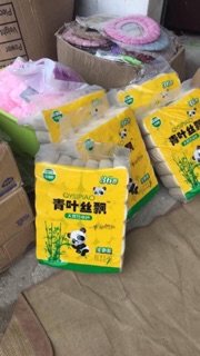 Giays vệ sinh gấu trúc