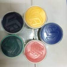 Ve màu đặc biệt quét tường ,chậu cảnh .Pha sơn, nước và vôi