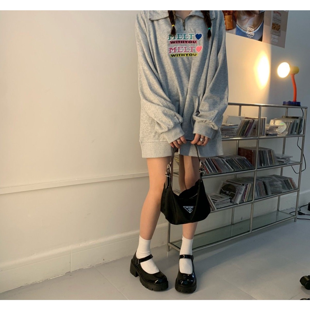 Áo sweater dáng rộng thêu chữ phối khóa kéo thời trang mùa thu phong cách Hàn Quốc cho nữ 2021