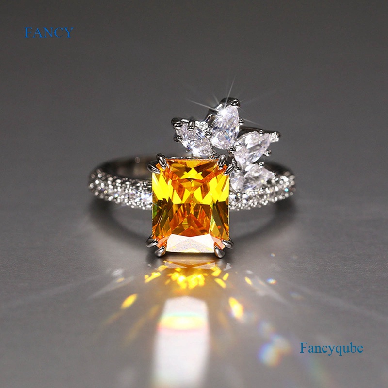 Nhẫn Đính Đá Zircon Hình Vuông Màu Vàng Sang Trọng Cho Nữ