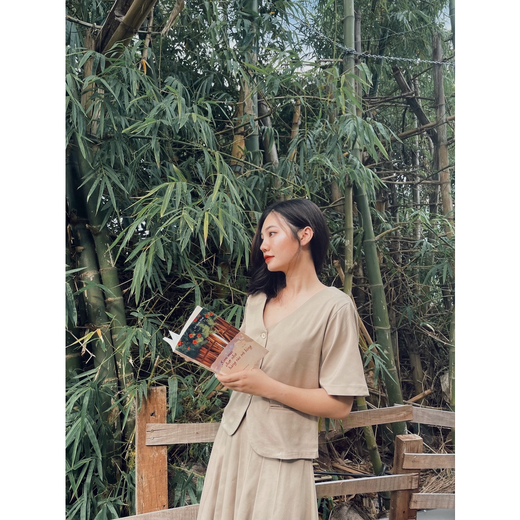 Set áo gile kèm chân váy xêp ly phong cách Ulzzang Hàn