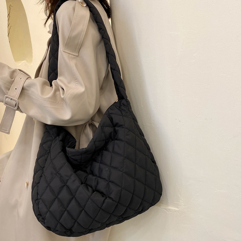 Túi Đeo Vai Bằng Cotton Nylon Đệm Bông Thời Trang Mùa Đông Cho Nữ