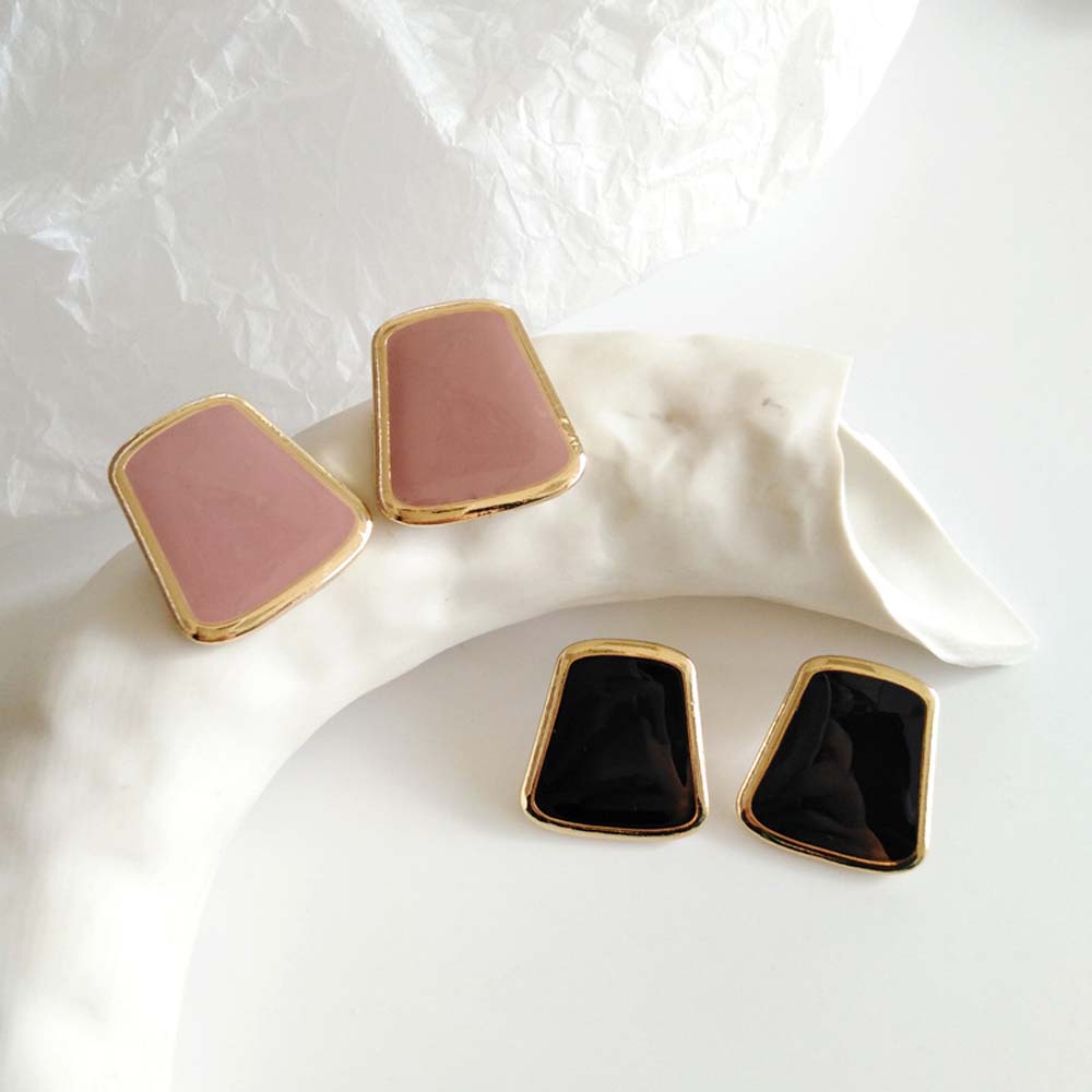 Khuyên Tai Nữ Trang Dáng Dài Tạo Hình Độc Đáo