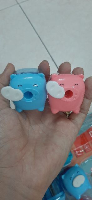 Gọt chì heo dễ thương.