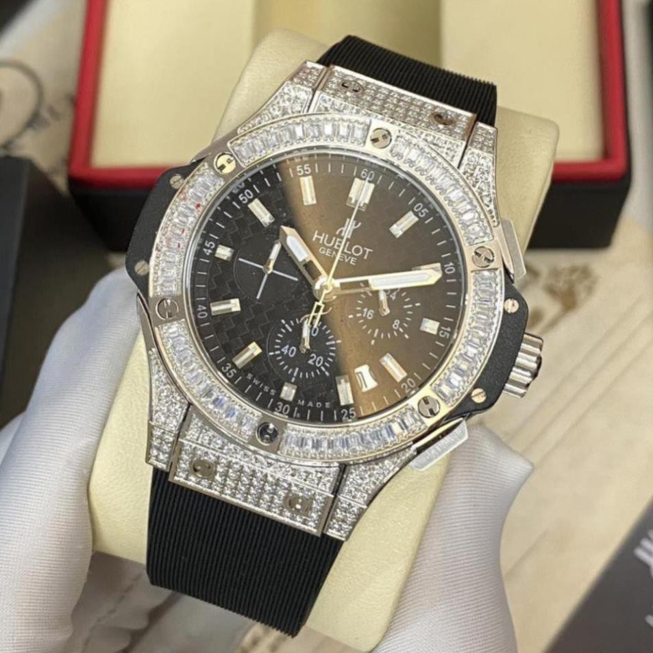 Đồng hồ nam Hublot mặt tròn size 42 đính đá cao cấp dây cao su chống nước DH605