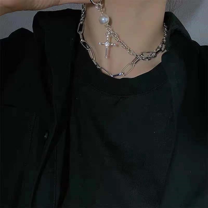 Vòng cổ Nhiều Lớp Đính Đá Và Ngọc Trai Giả Phong Cách Hip Hop