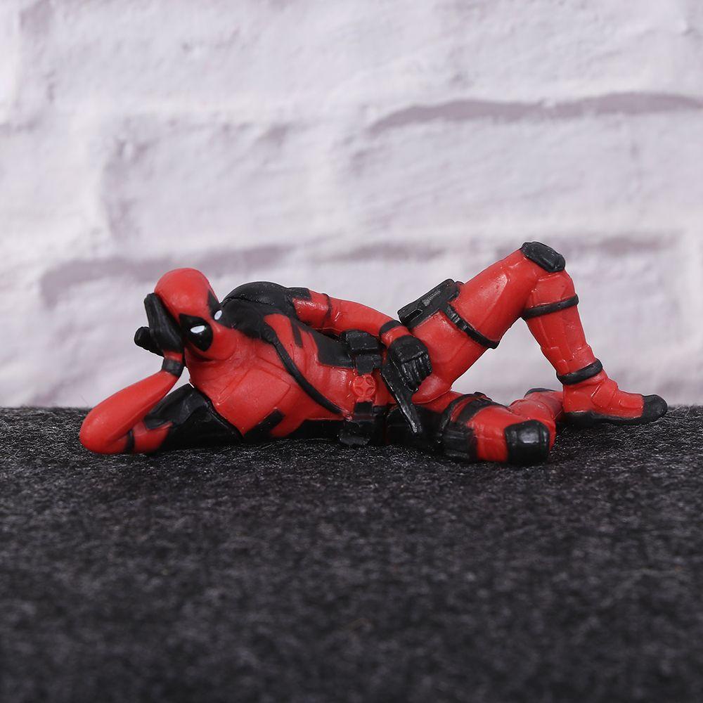 Mô Hình Nhân Vật Deadpool Trong Phim Hoạt Hình One Piece